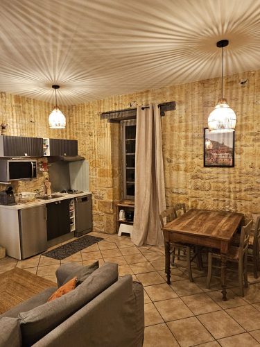 Gite-LaRuche_07-Cuisine-sejour